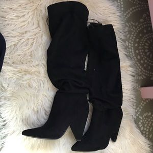 ✨slouchy knee high boots NWT✨